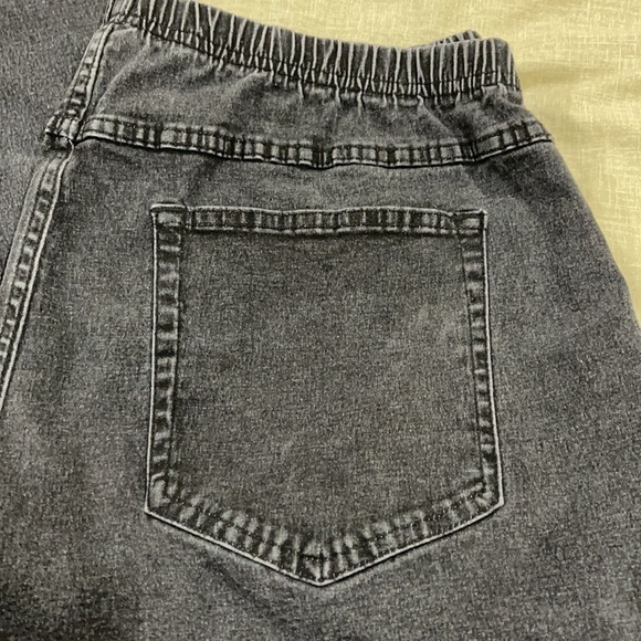 DENIM&CO Stretch Waist Regular Front & back Pocket Jeans 2X distressed Blk denim - Picture 2 of 8